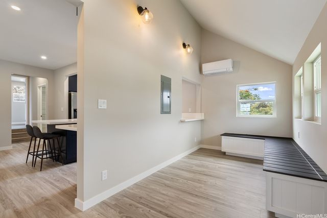 1410 Center Street, Honolulu, HI 96816