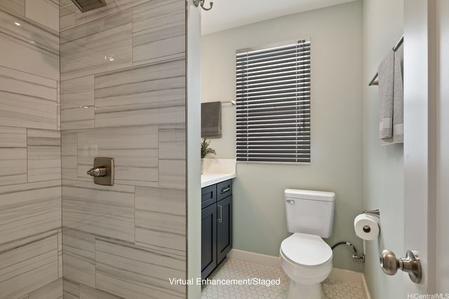 1410 Center Street, Honolulu, HI 96816