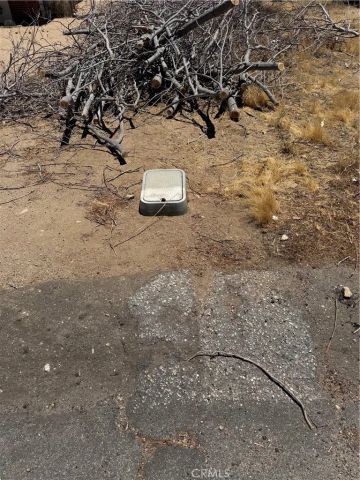 8001 Aster, Yucca Valley, CA 92284