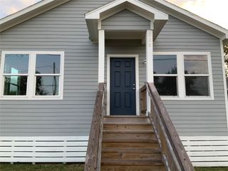 323 E Murrill Street, Baytown, TX 77520