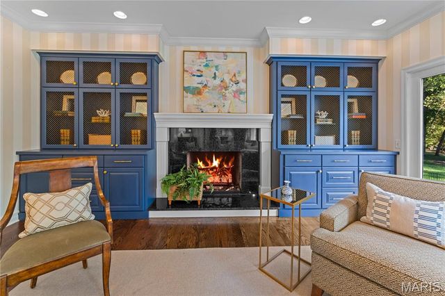 34 Somerset Downs Drive, Ladue, MO 63124