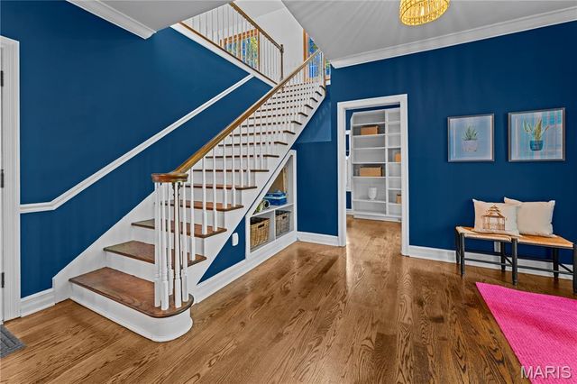 34 Somerset Downs Drive, Ladue, MO 63124