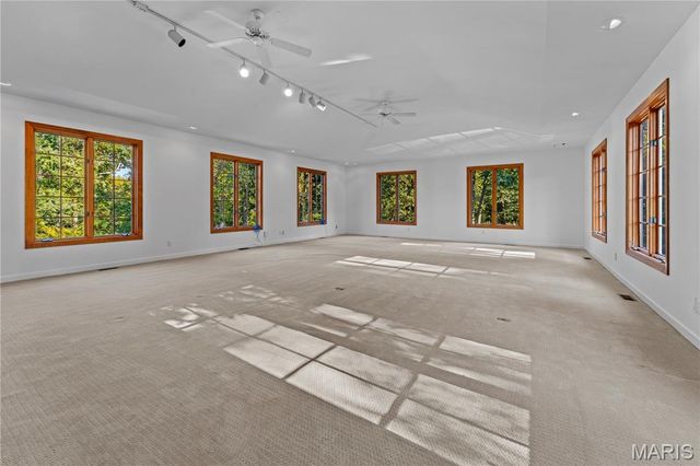 34 Somerset Downs Drive, Ladue, MO 63124