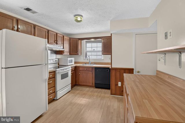 16335 PEWTER LN, Bowie, MD 20716