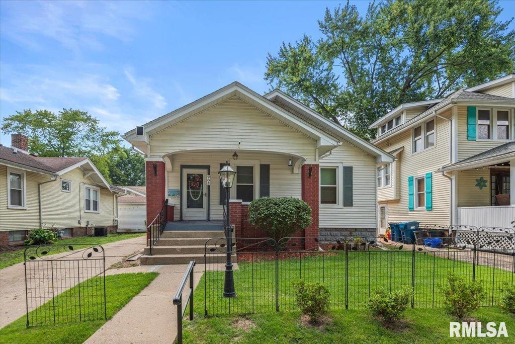905 S STATE Street, Springfield, IL 62704