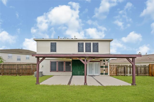 9226 Macmillan Lane, Houston, TX 77083