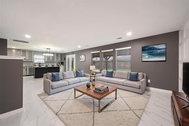 9226 Macmillan Lane, Houston, TX 77083