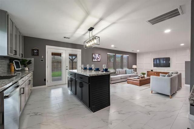 9226 Macmillan Lane, Houston, TX 77083