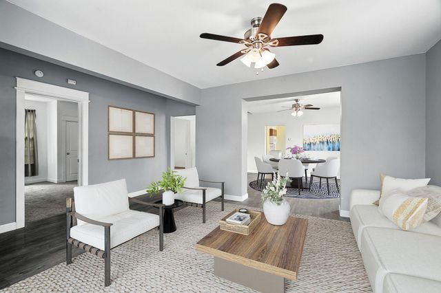 217 S Broadway St, Tekoa, WA 99033