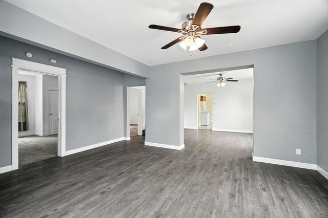 217 S Broadway St, Tekoa, WA 99033