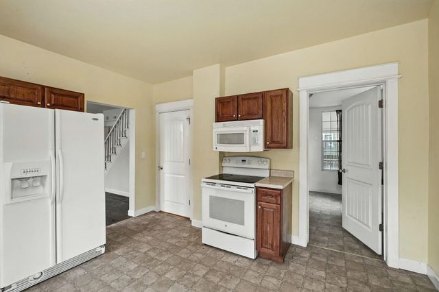 217 S Broadway St, Tekoa, WA 99033