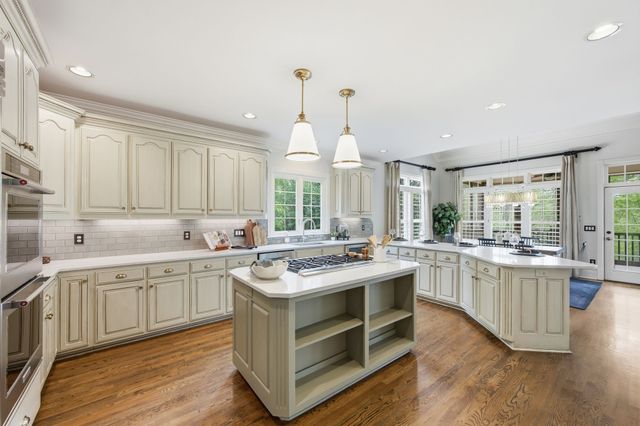 525 Arden Wood Pl, Brentwood, TN 37027