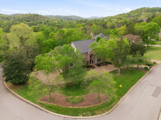 525 Arden Wood Pl, Brentwood, TN 37027