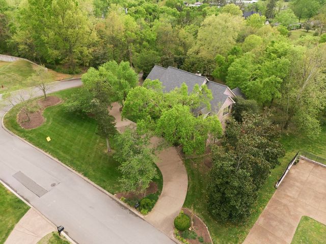 525 Arden Wood Pl, Brentwood, TN 37027