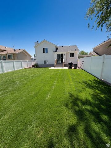 3042 W 8565 S, West Jordan, UT 84088