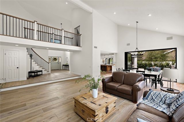 27562 Lost Trail Drive, Laguna Hills, CA 92653
