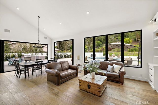 27562 Lost Trail Drive, Laguna Hills, CA 92653