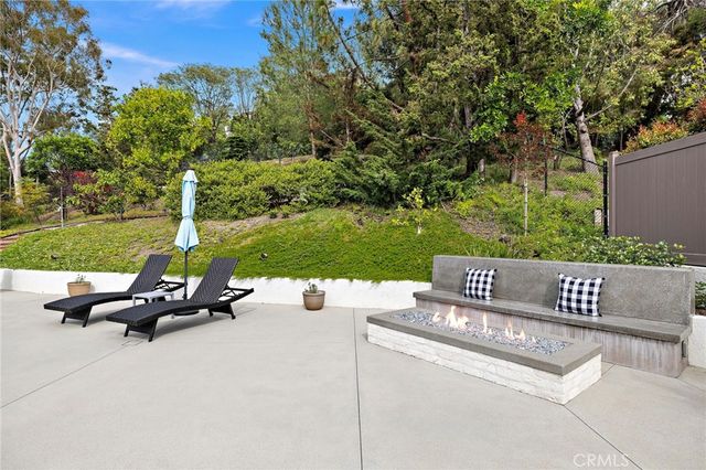 27562 Lost Trail Drive, Laguna Hills, CA 92653