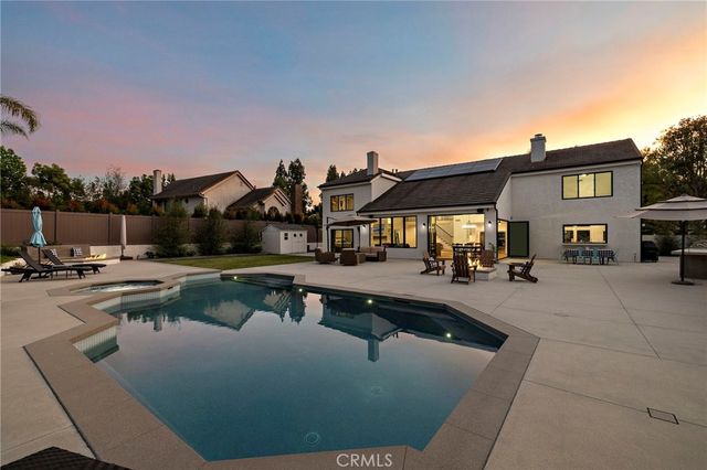 27562 Lost Trail Drive, Laguna Hills, CA 92653
