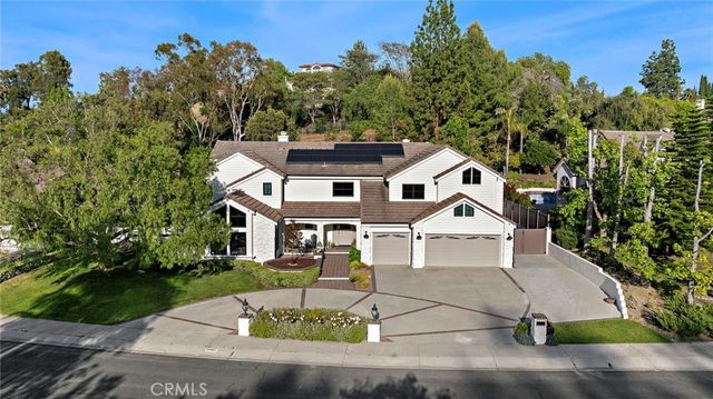 27562 Lost Trail Drive, Laguna Hills, CA 92653