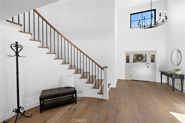27562 Lost Trail Drive, Laguna Hills, CA 92653