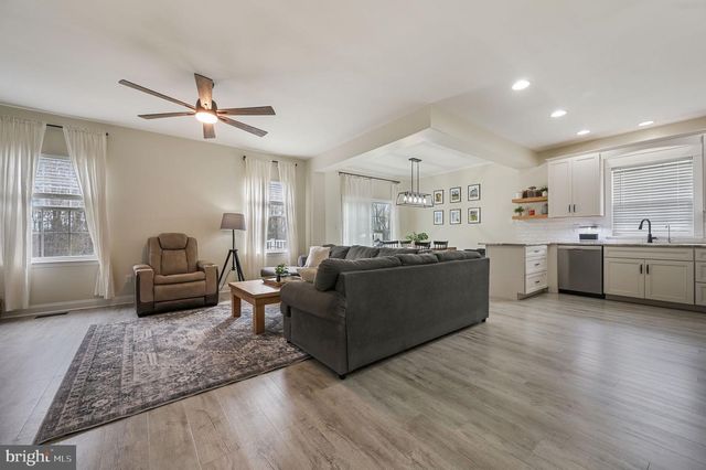 16 S HIGH MEADOW DR, Felton, DE 19943