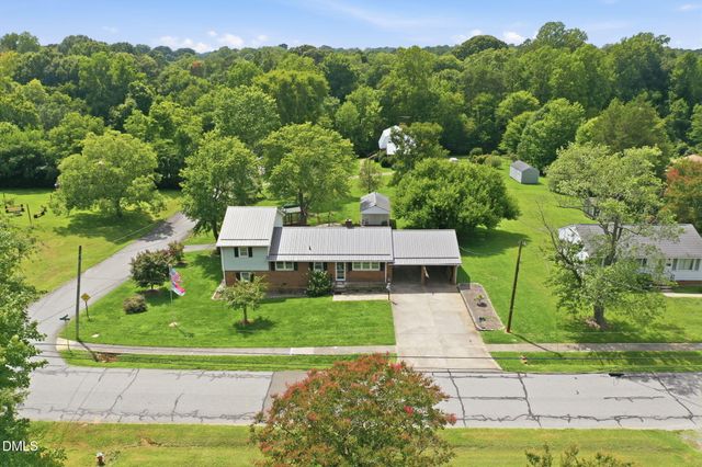 401 N 9th Street, Mebane, NC 27302