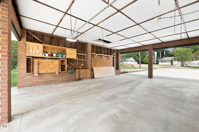 401 N 9th Street, Mebane, NC 27302