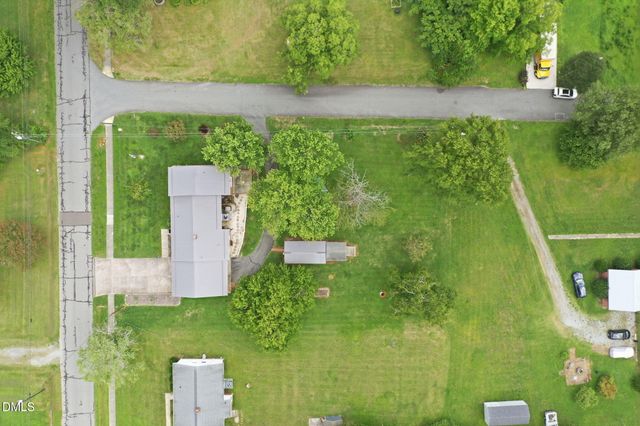 401 N 9th Street, Mebane, NC 27302