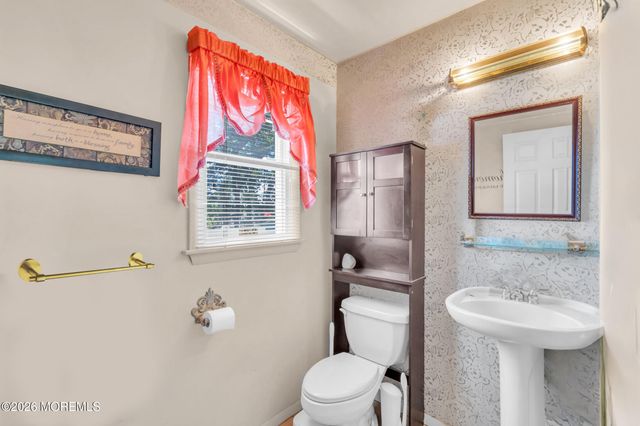 2722 W Bangs Avenue, Neptune Township, NJ 07753