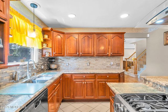 2722 W Bangs Avenue, Neptune Township, NJ 07753