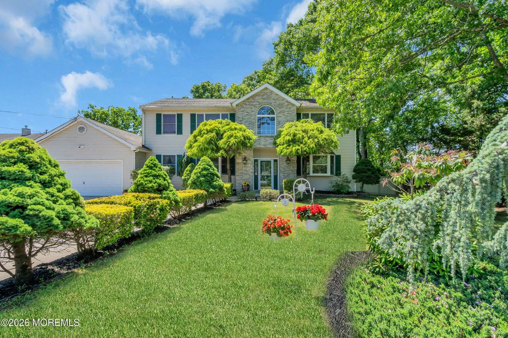 2722 W Bangs Avenue, Neptune Township, NJ 07753