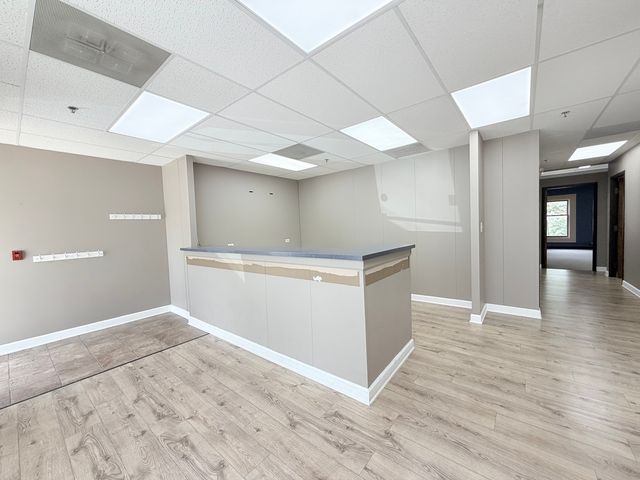 1450 W Main Street A, St. Charles, IL 60174
