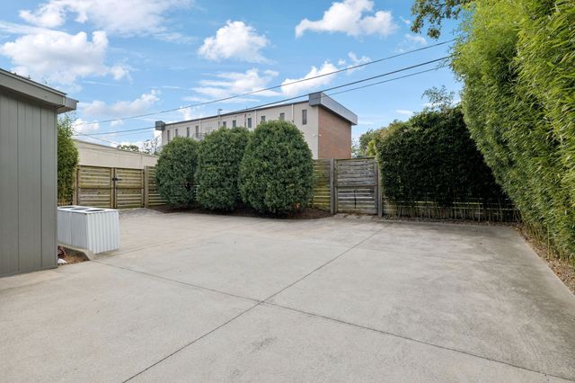 2517 White Ave, Nashville, TN 37204