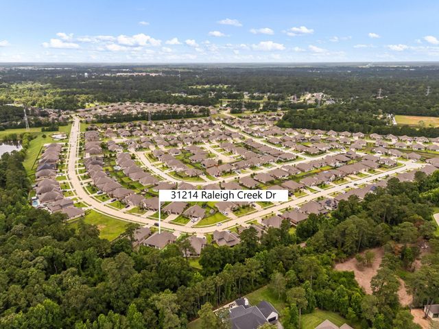 31214 Raleigh Creek Drive, Tomball, TX 77375