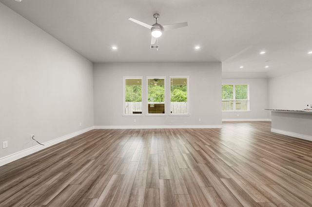 31214 Raleigh Creek Drive, Tomball, TX 77375