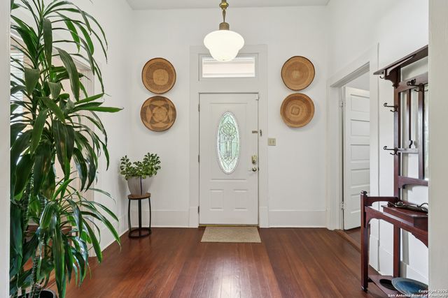 207 Florida St., San Antonio, TX 78210