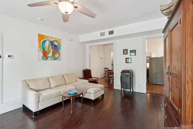 207 Florida St., San Antonio, TX 78210