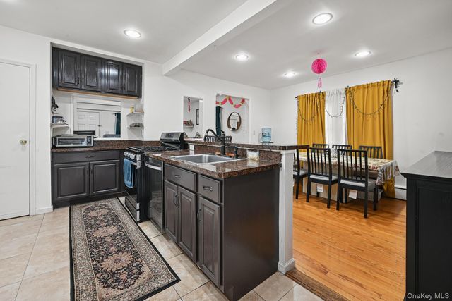 13 Herbert Avenue, Port Washington, NY 11050