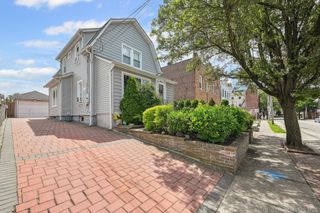 13 Herbert Avenue, Port Washington, NY 11050