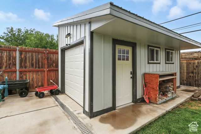 955 E FLONETTE AVE, Spanish Fork, UT 84660