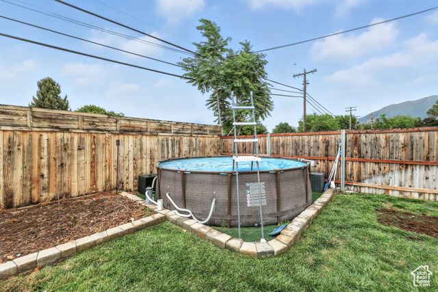 955 E FLONETTE AVE, Spanish Fork, UT 84660