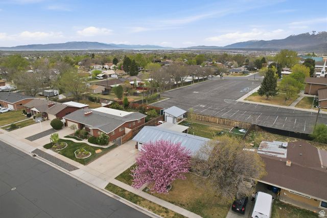 955 E FLONETTE AVE, Spanish Fork, UT 84660