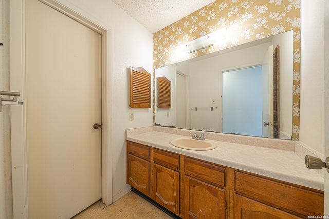 7677 Tarrasa, San Antonio, TX 78239