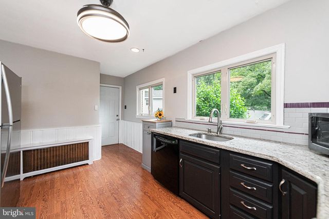 425 W BALTIMORE PIKE, West Grove, PA 19390