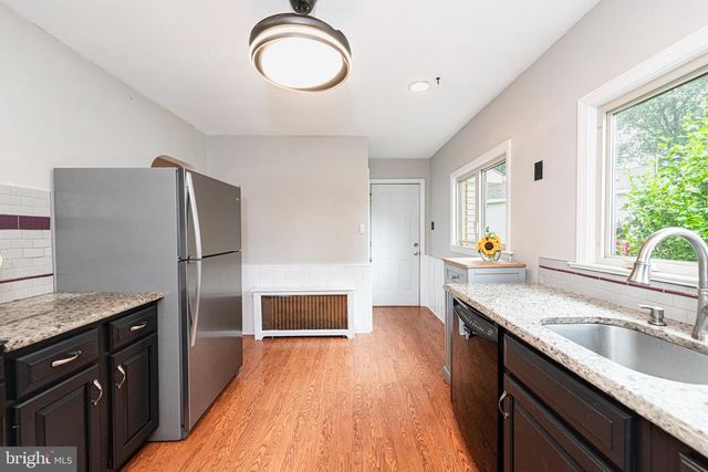 425 W BALTIMORE PIKE, West Grove, PA 19390