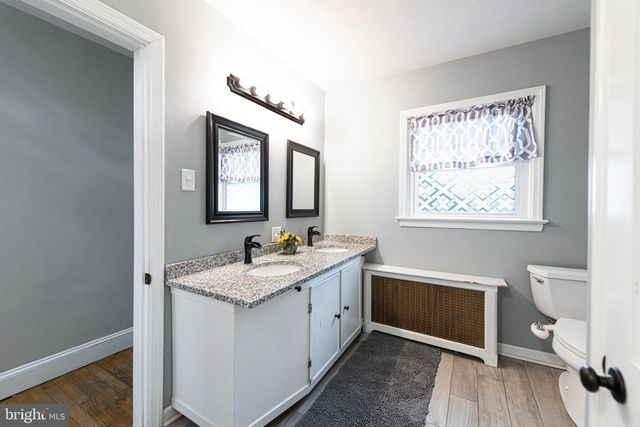 425 W BALTIMORE PIKE, West Grove, PA 19390