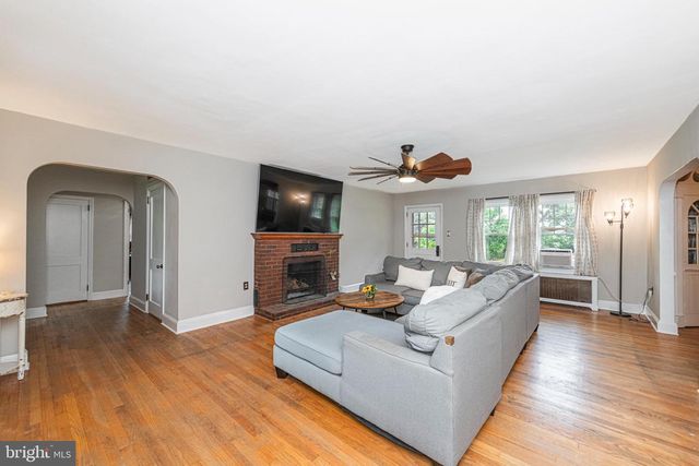 425 W BALTIMORE PIKE, West Grove, PA 19390