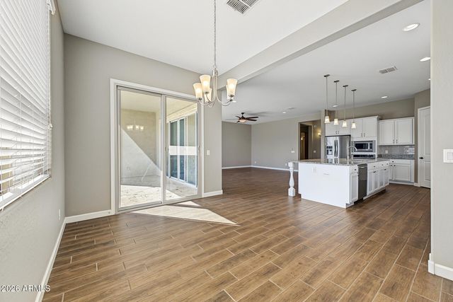 9267 W DENTON Lane, Glendale, AZ 85305