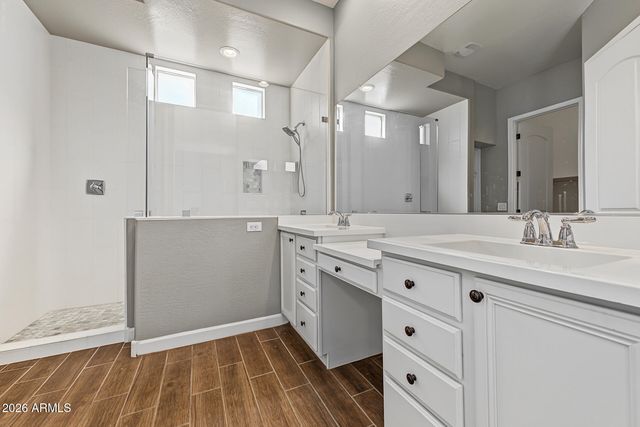 9267 W DENTON Lane, Glendale, AZ 85305